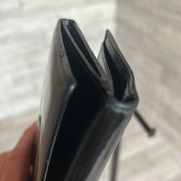 Gucci G patent leather wallet EUC - Picture 9 of 13